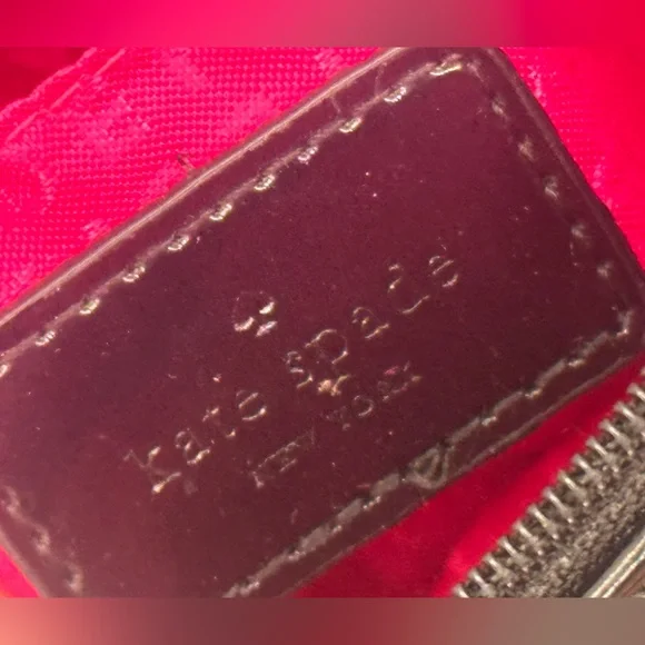 Kate Spade Black Polka Dot Patent Leather Wristlet Clutch | Y2K Chic - Picture 7 of 7